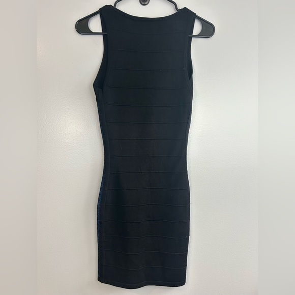 NWT Forever 21 Blue Metallic Sleeveless Geometric Bodycon Mini Dress Size Small - Picture 8 of 9